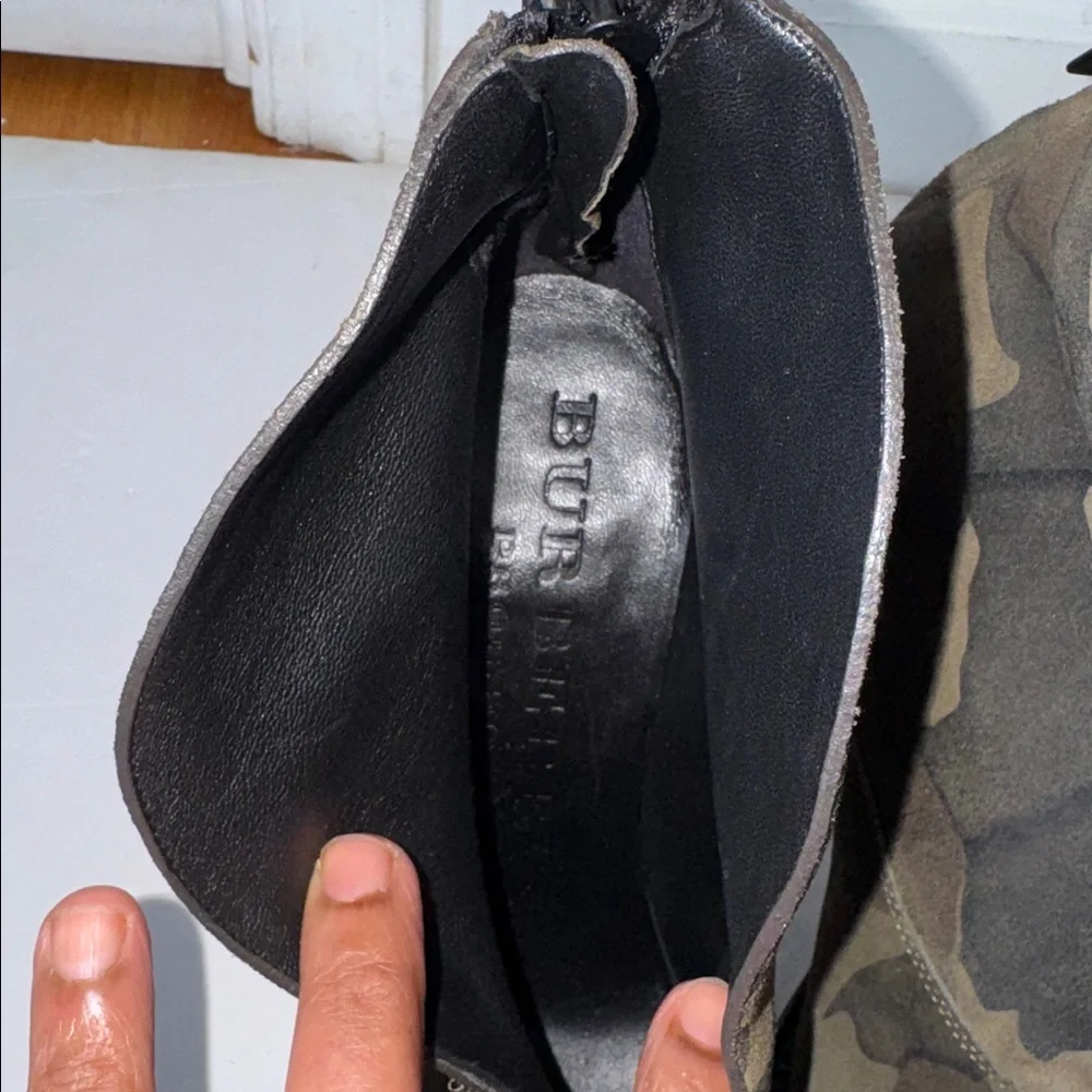 Burberry camouflage heels - Picture 9 of 13